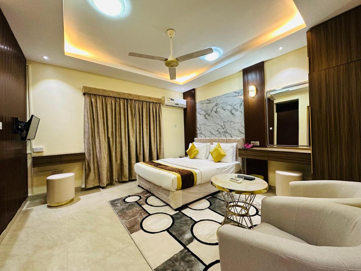 Al Nakheel Hotel Apartments Рас-ель-Хайма Екстер'єр фото