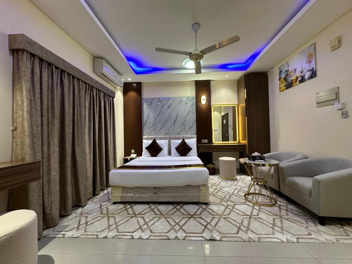 Al Nakheel Hotel Apartments Рас-ель-Хайма Екстер'єр фото