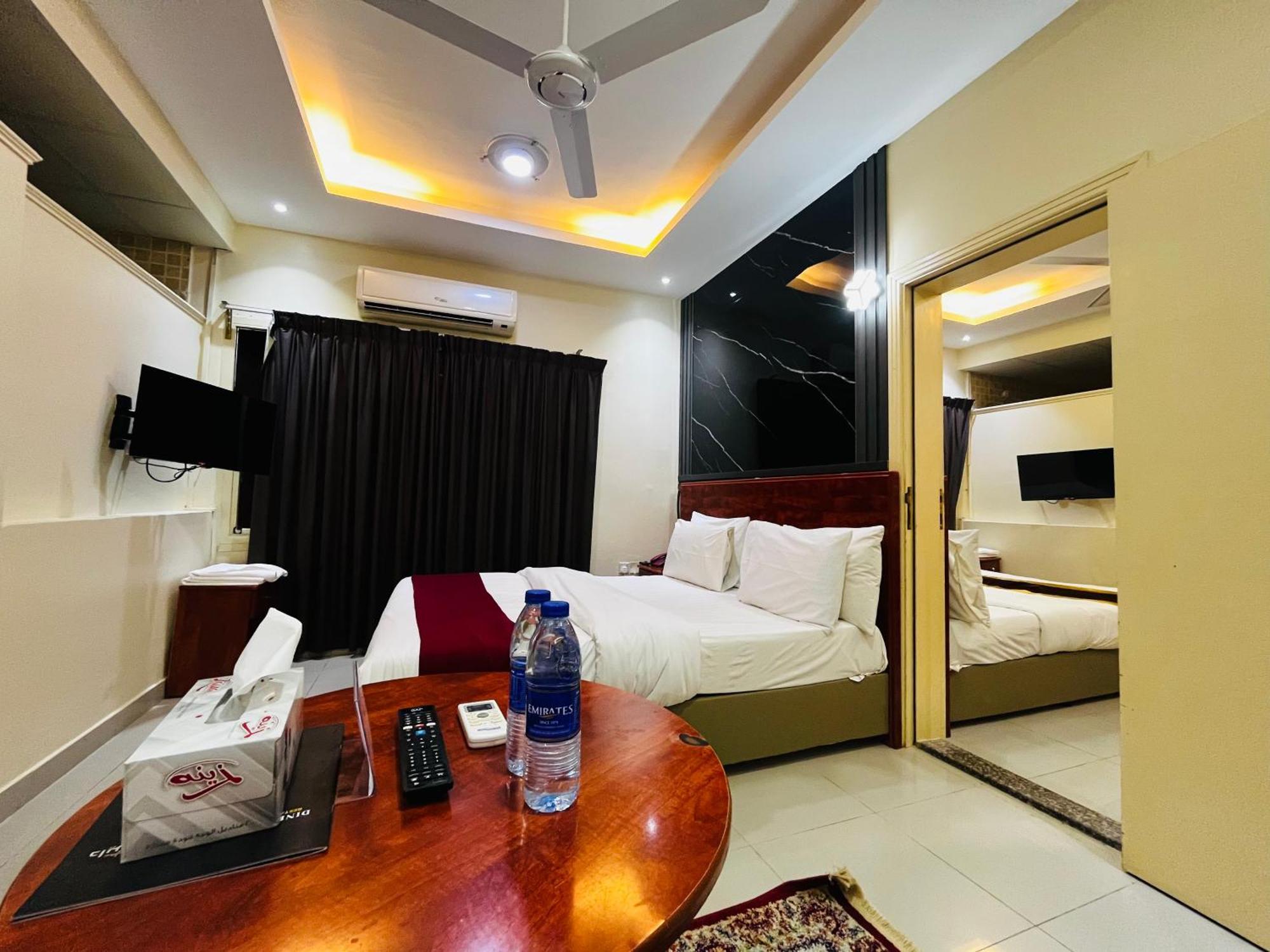 Al Nakheel Hotel Apartments Рас-ель-Хайма Екстер'єр фото