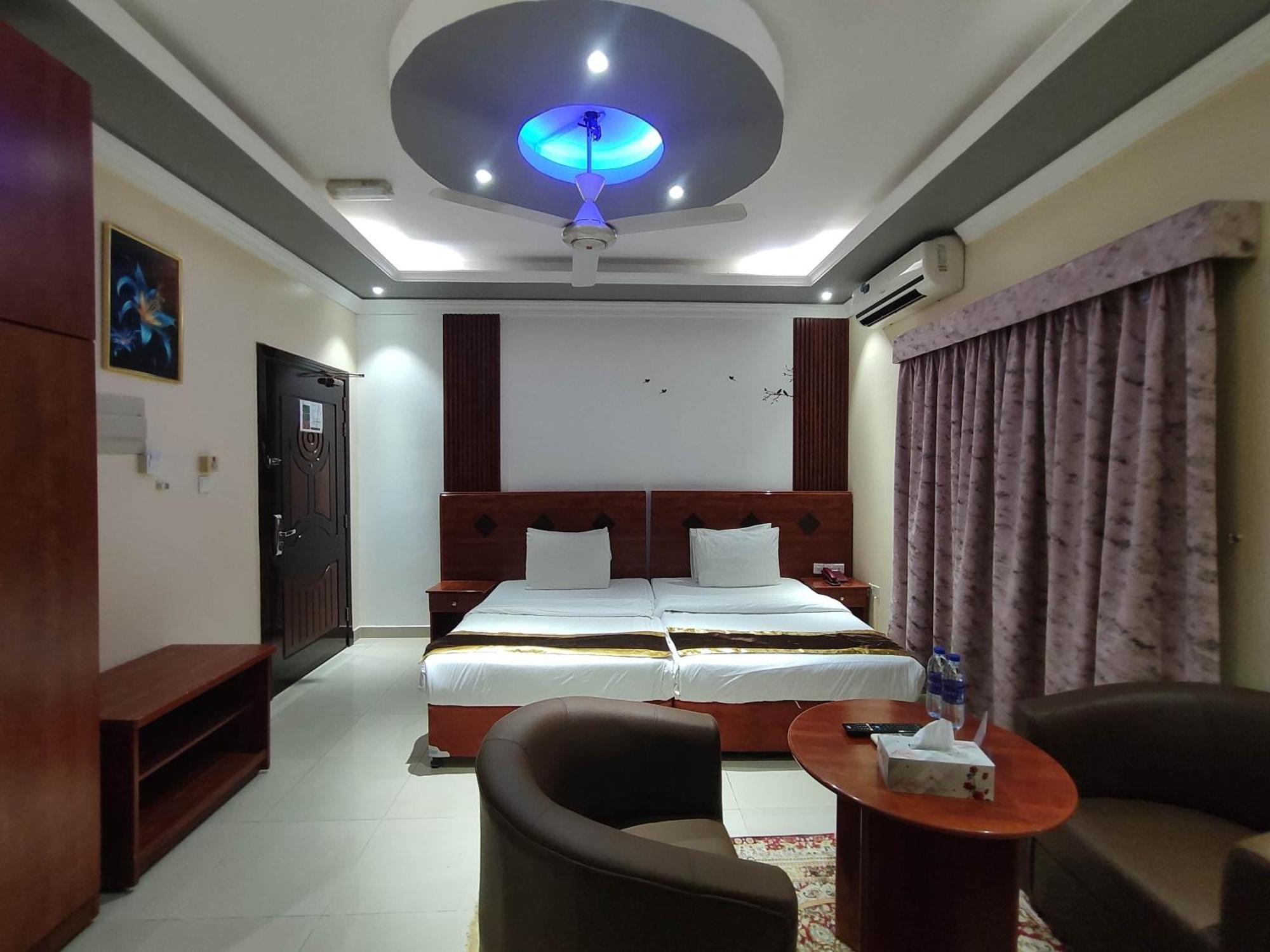 Al Nakheel Hotel Apartments Рас-ель-Хайма Екстер'єр фото