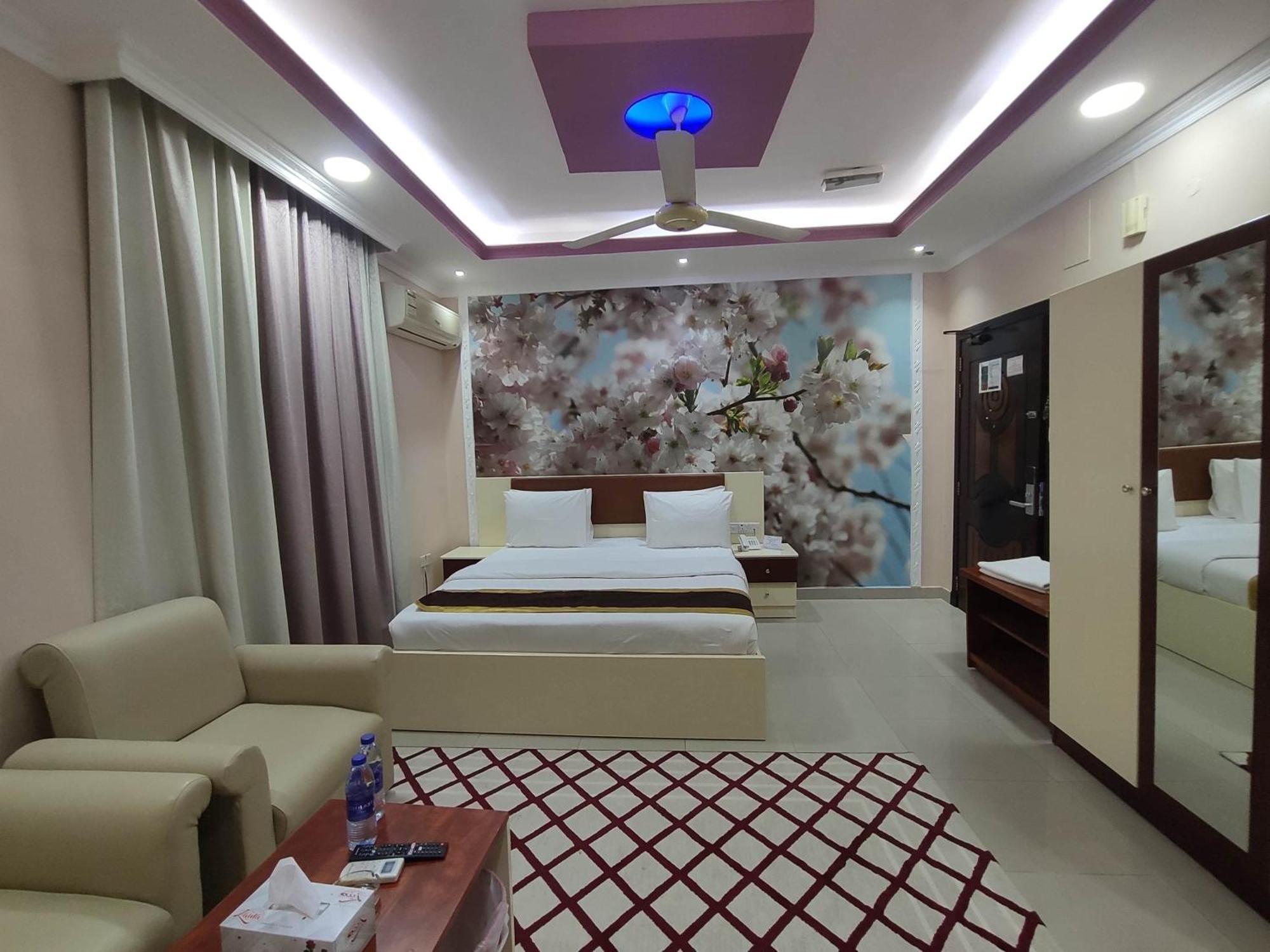 Al Nakheel Hotel Apartments Рас-ель-Хайма Екстер'єр фото