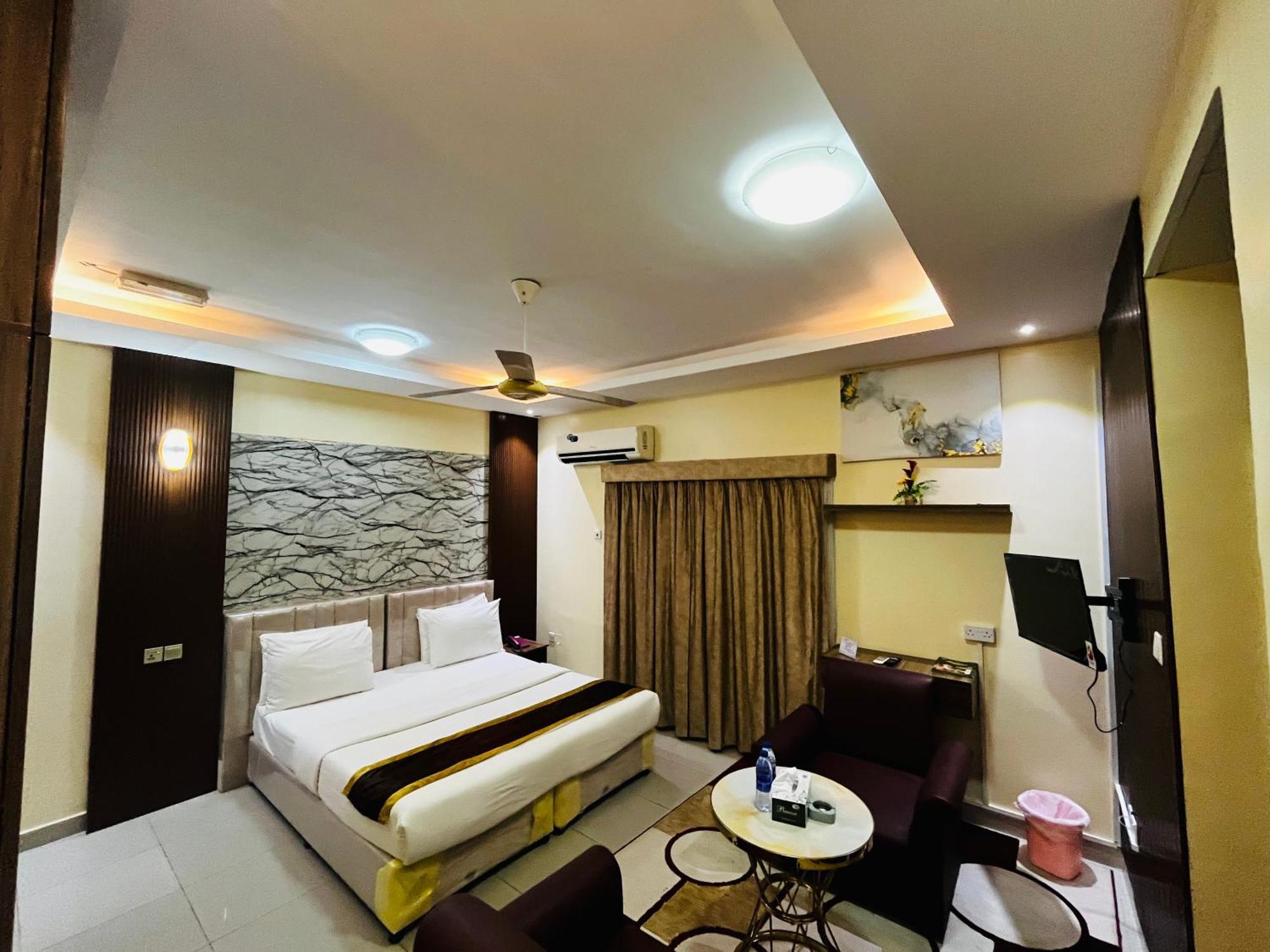 Al Nakheel Hotel Apartments Рас-ель-Хайма Екстер'єр фото