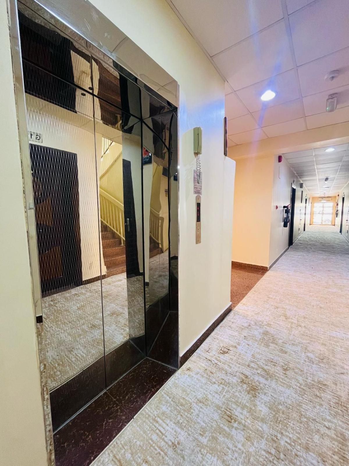 Al Nakheel Hotel Apartments Рас-ель-Хайма Екстер'єр фото