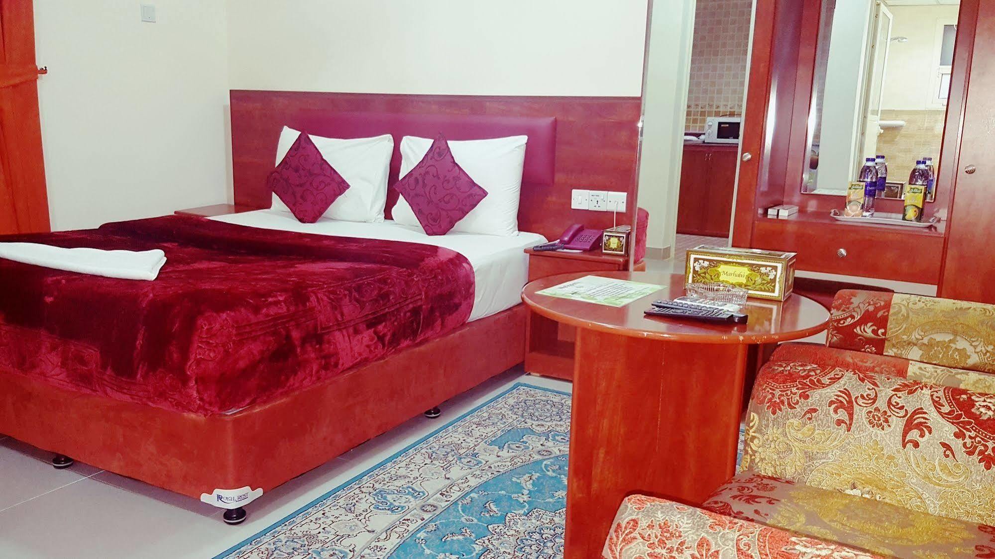 Al Nakheel Hotel Apartments Рас-ель-Хайма Екстер'єр фото