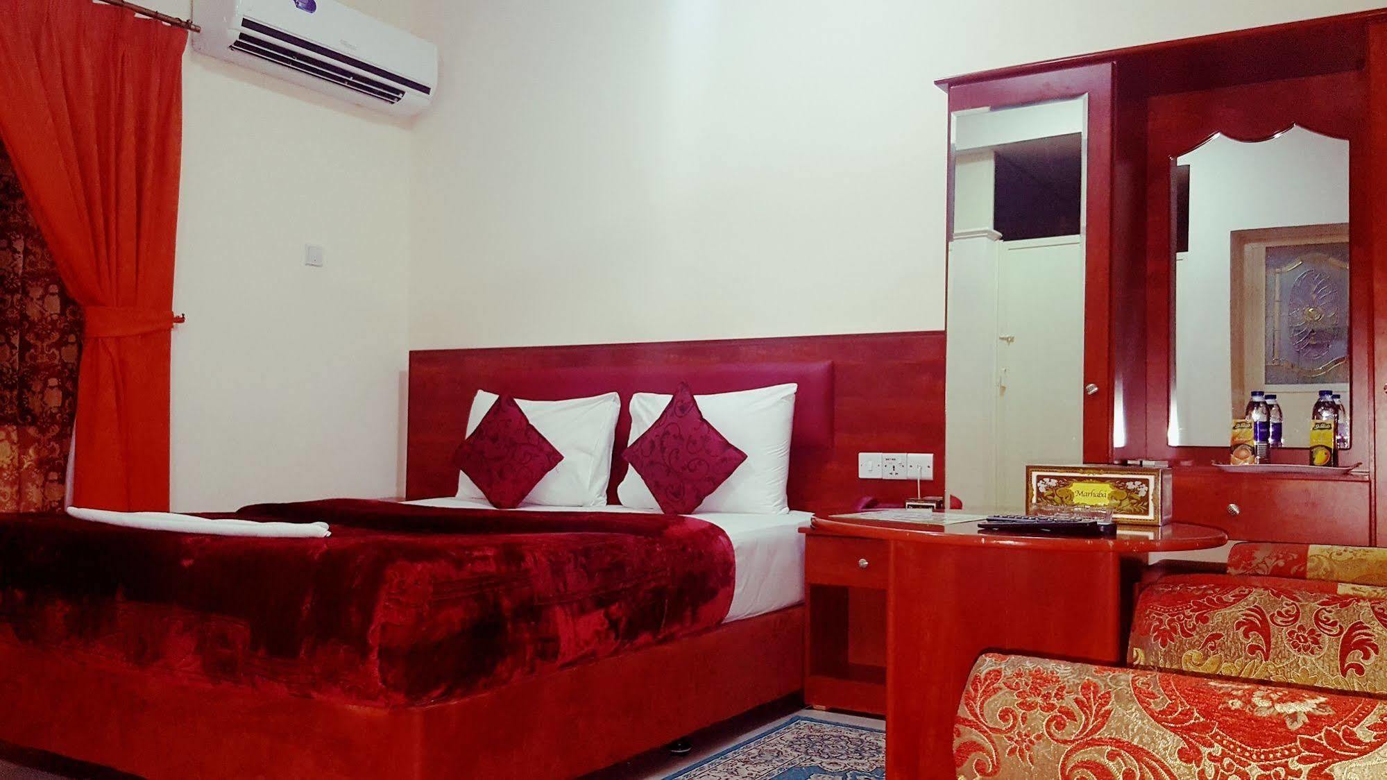 Al Nakheel Hotel Apartments Рас-ель-Хайма Екстер'єр фото